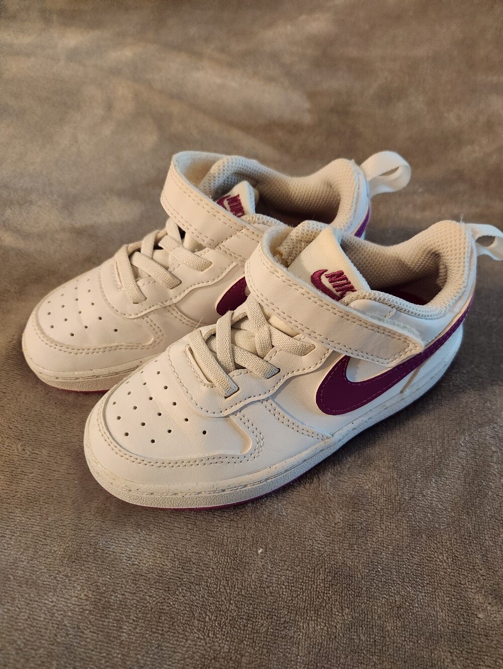 Nike Court Borough Kids White and Purple Velcro Low-Top Sneakers, Size 9C